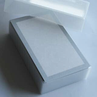 名刺 4号 鼠枠 薄口 100枚 / 箱 【 名入れ 印刷なし 紙の販売です 】 【弔事用関連商品】