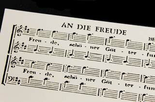 名刺 4号 50枚 切リ絵 S4 フロイデ 【 名入れ 印刷なし 紙の販売です 】 【 4号 切り絵 】