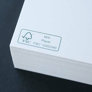 名刺 4号 森林認証クリームY FSCマーク入(ヨコ型) 100枚 / 箱 【 名入れ 印刷なし 紙の販売です 】 【 4号 エシカル製品 】