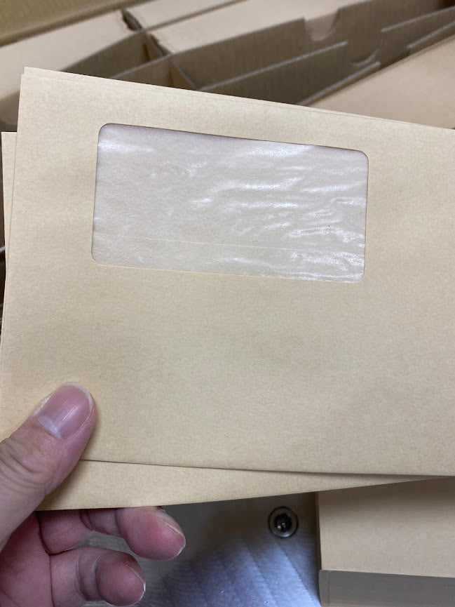 封筒 クラフト封筒 長3 エコ窓付封筒 窓 45×90mm クラフト 85g センター貼 枠なし 500枚 mn1104 | 窓付き封筒 窓付封筒 長形3号 A4 a4 3つ折り 長3封筒 長形3号封筒 窓付き